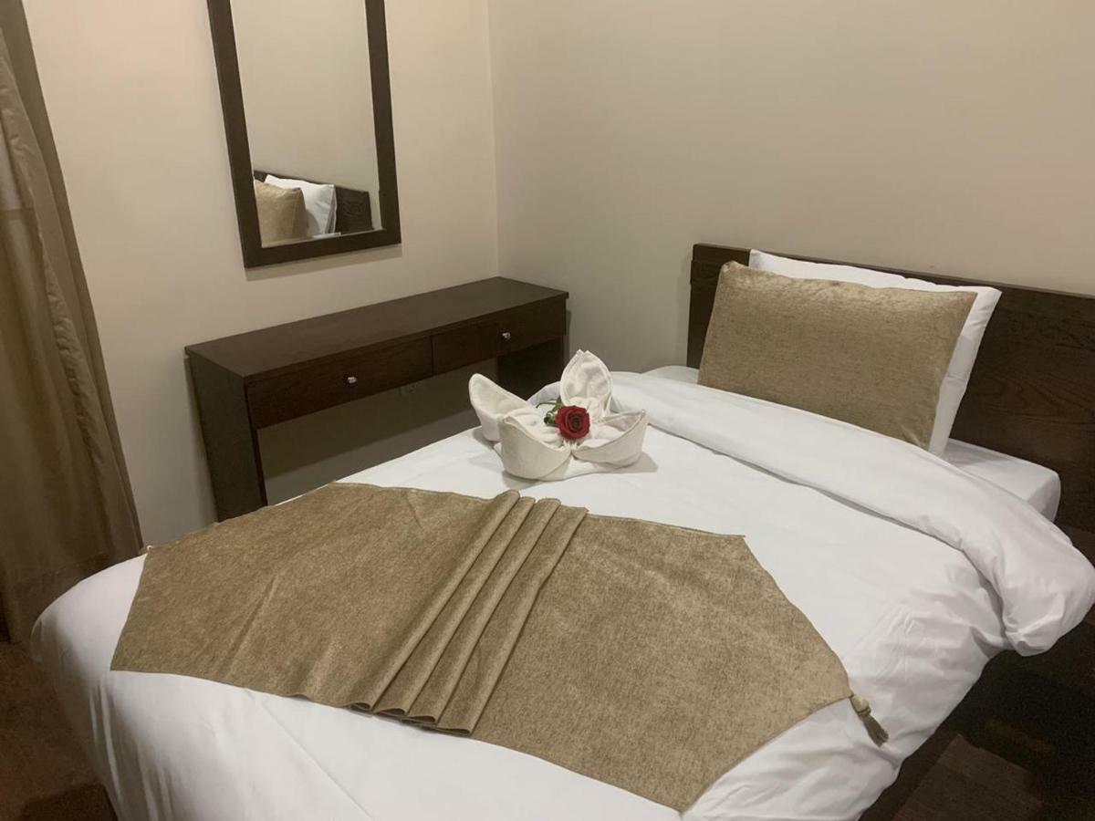 Miramar Talaat Harb Square Hotel